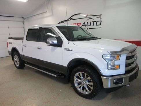 Used 2017 Ford F150 Lariat image 6