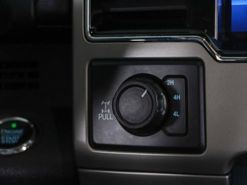 Used 2022 Ford F250 Lariat w/ Tremor Off-Road Package AWD/4WD image 22