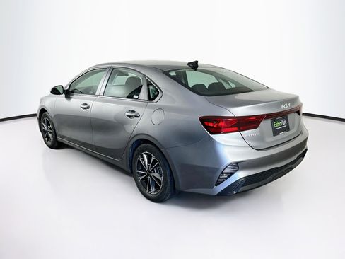 Used 2023 Kia Forte LXS FWD image 5