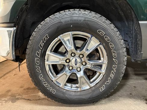 Used 2016 Ford F150 XLT w/ Equipment Group 301A Mid image 19