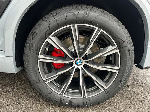 New 2026 BMW X5 xDrive40i w/ M Sport Package image 7