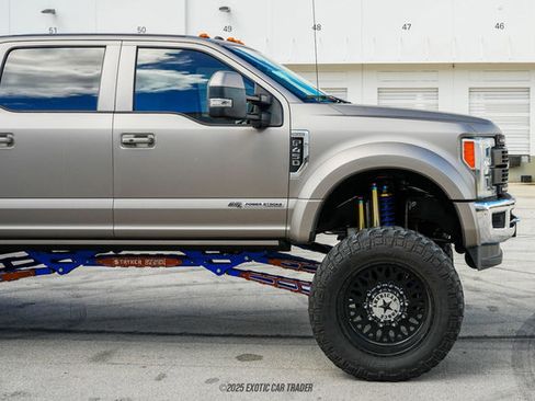 Used 2017 Ford F450 King Ranch w/ King Ranch Ultimate Package image 11