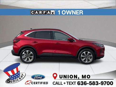 Used 2025 Ford Escape Platinum w/ Premium Technology Package image 1