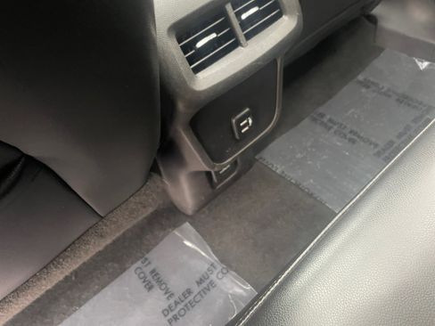 Used 2018 GMC Terrain SLT w/ Preferred Package image 22