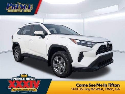 Used 2024 Toyota RAV4 XLE w/ Convenience Package image 1
