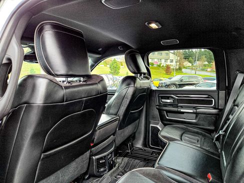 Used 2019 RAM 2500 Laramie image 11