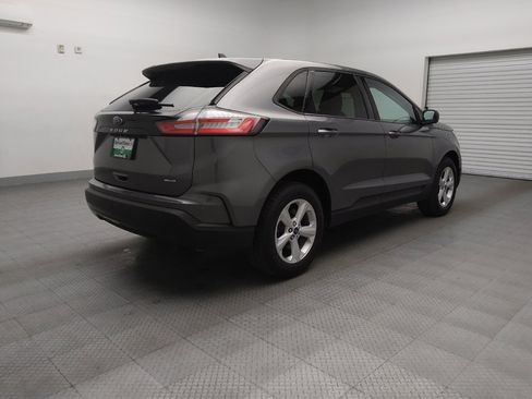 Used 2022 Ford Edge SE image 9