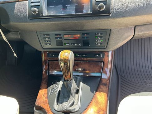 Used 2006 BMW X5 4.8is image 27