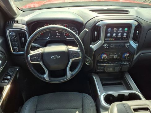 Used 2021 Chevrolet Silverado 1500 LT Trail Boss w/ Convenience Package II image 34