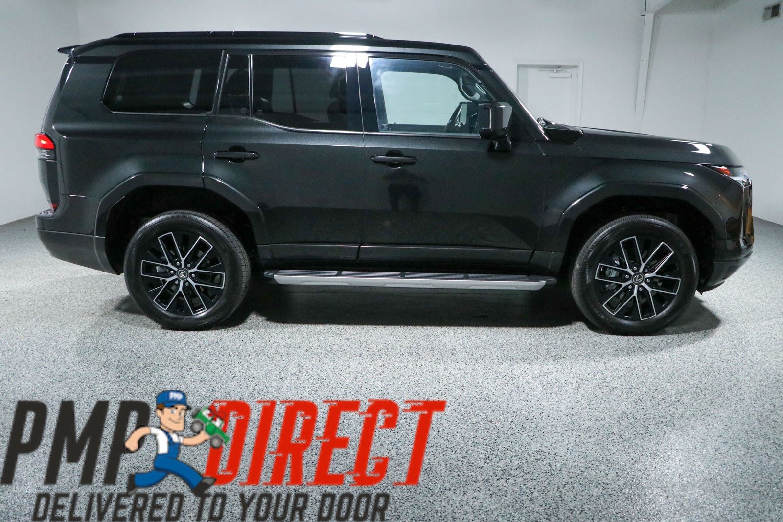 Used 2025 Lexus GX 550 w/ Accessory Package (2T) AWD/4WD image 6