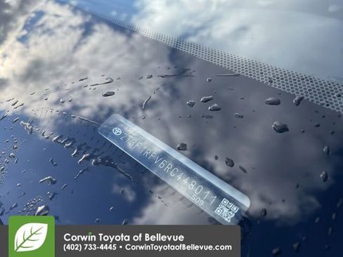 Used 2024 Toyota RAV4 LE image 28