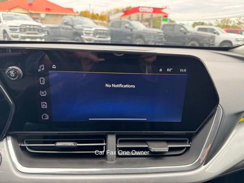 Used 2024 Chevrolet Trax LT w/ Driver Confidence Package image 6