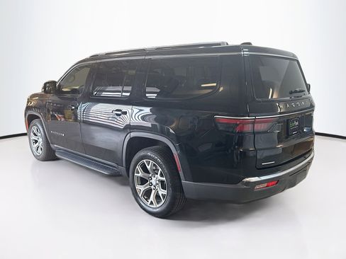 Used 2022 Jeep Wagoneer Series II image 5