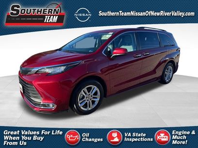 Used 2022 Toyota Sienna XLE w/ XLE Plus Package