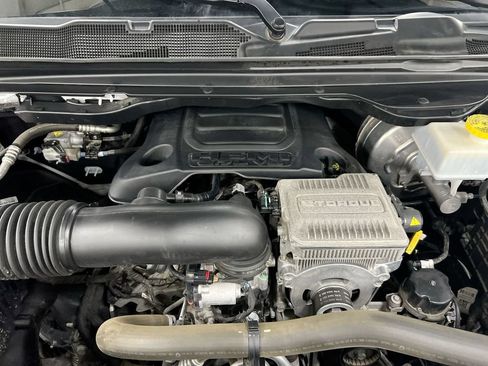 Used 2023 RAM 1500 Laramie AWD/4WD image 25