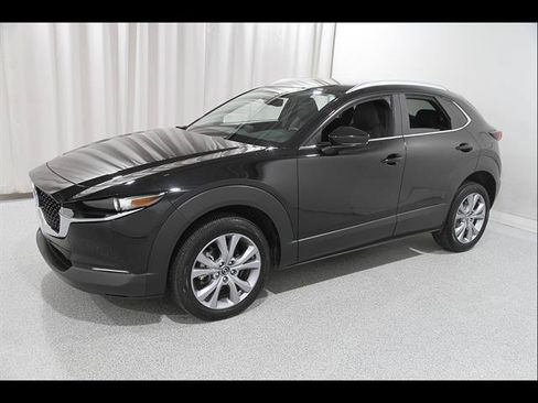Used 2023 MAZDA CX-30 AWD 2.5 S w/ Preferred Package image 3