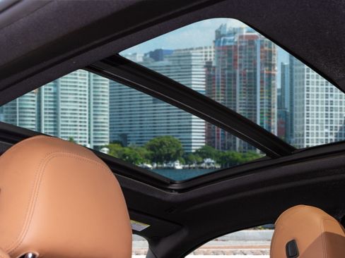 Used 2023 BMW X6 xDrive40i w/ M Sport Package image 21