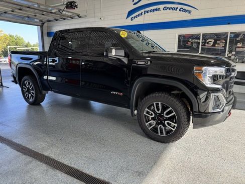 Used 2021 GMC Sierra 1500 AT4 w/ AT4 Preferred Package image 14