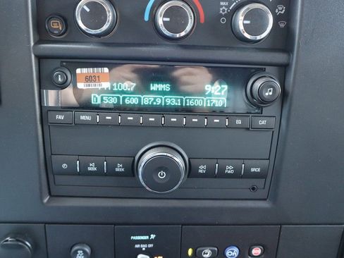 New 2025 Chevrolet Express 2500 w/ Driver Convenience Package RWD image 15