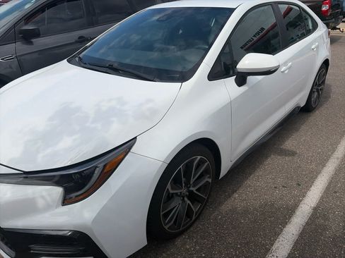 Certified 2021 Toyota Corolla SE FWD image 3