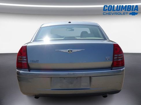 Used 2007 Chrysler 300 C RWD image 4