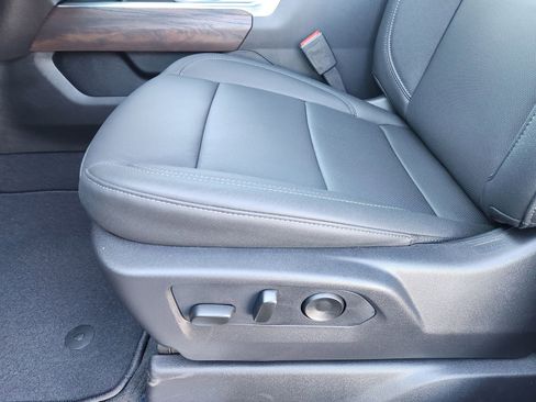 New 2026 GMC Sierra 2500 SLT w/ SLT Premium Package image 28