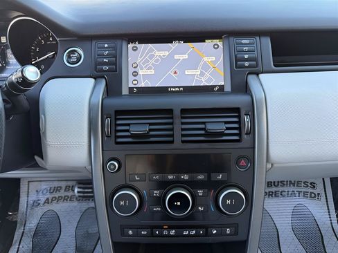Used 2019 Land Rover Discovery Sport HSE Dynamic AWD/4WD image 23