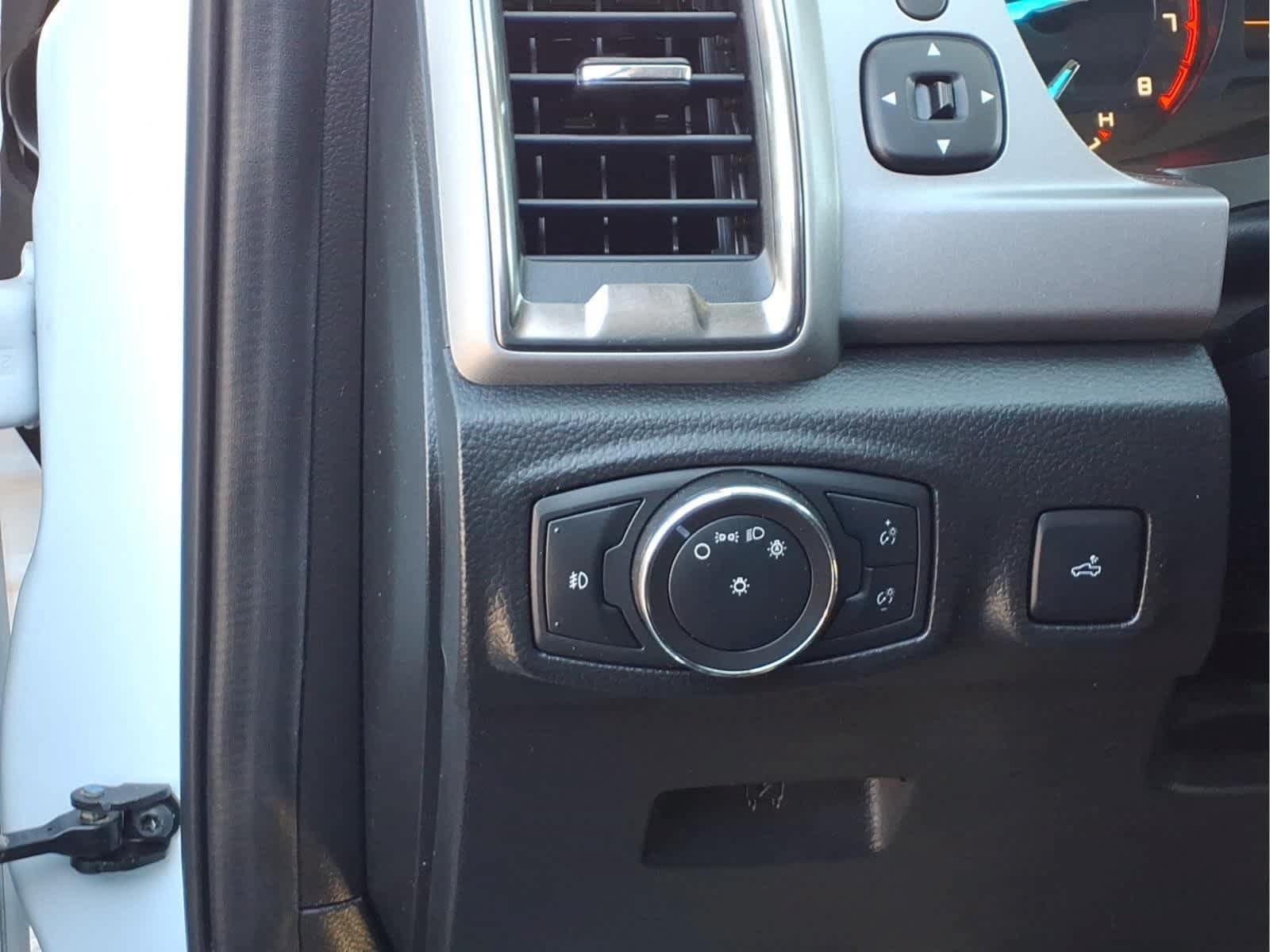 Used 2023 Ford Ranger XLT w/ Equipment Group 302A High AWD/4WD image 14