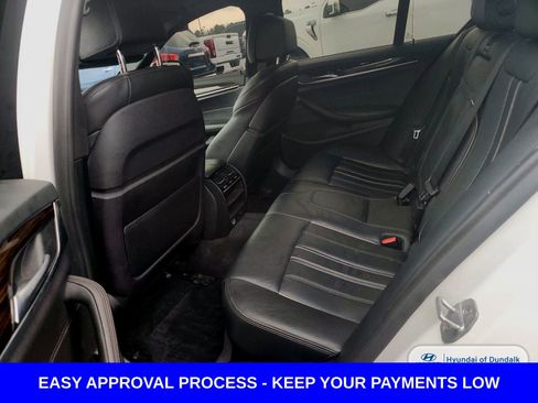 Used 2018 BMW 530e xDrive w/ Premium Package 2 image 15