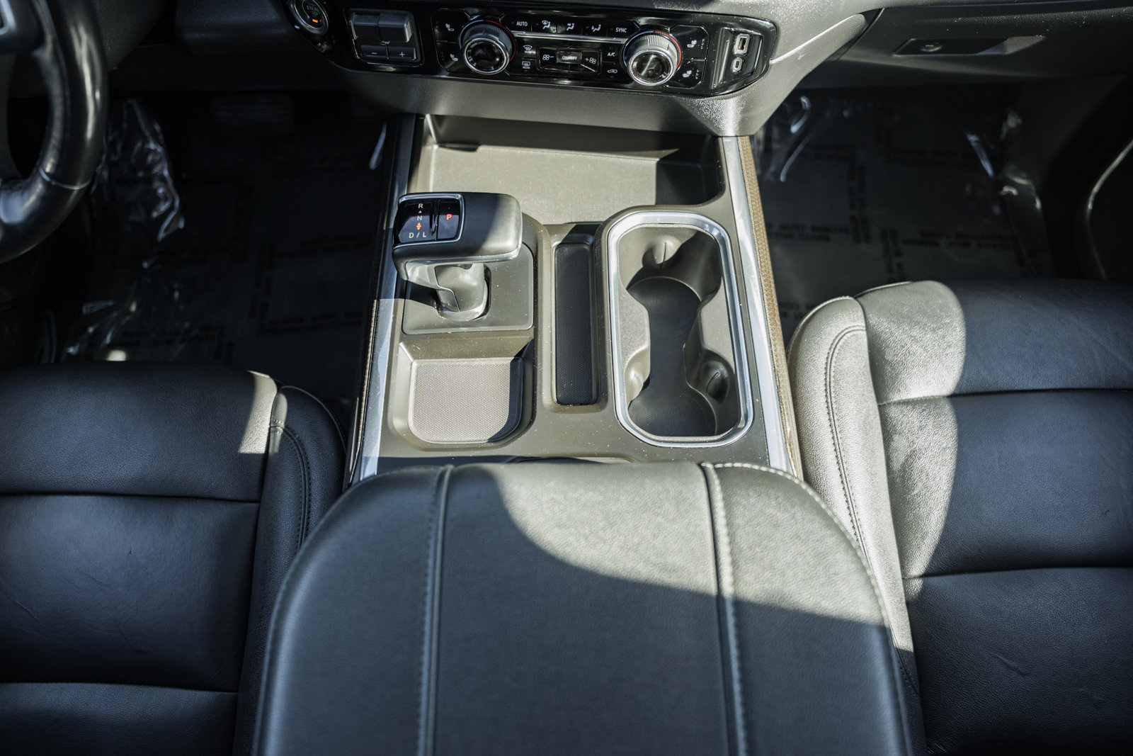 Used 2023 Chevrolet Silverado 1500 LT Trail Boss w/ LT Trail Boss Premium Package AWD/4WD image 23