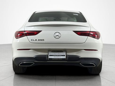 Used 2023 Mercedes-Benz CLA 250 image 4