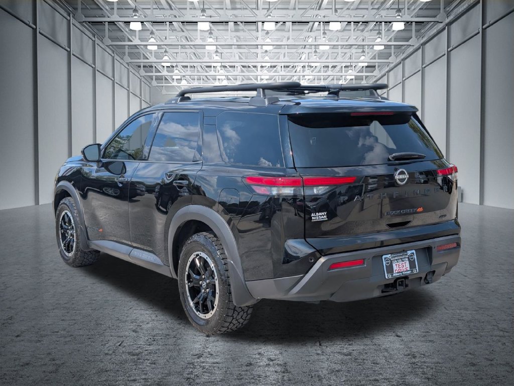 Used 2024 Nissan Pathfinder Rock Creek AWD/4WD image 9