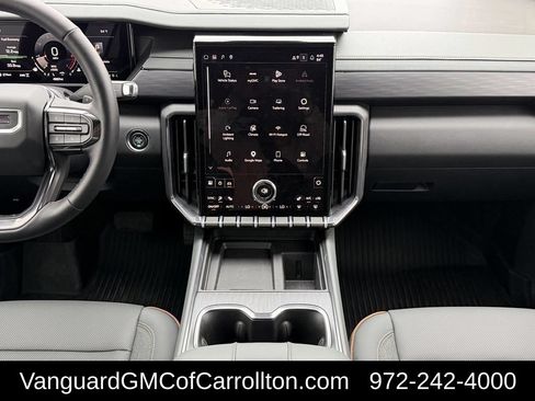 New 2026 GMC Acadia AT4 w/ LPO, Floor Liner Package AWD/4WD image 13