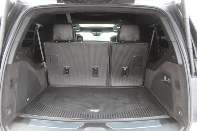 Used 2025 Cadillac Escalade ESV Sport Platinum w/ LPO, Floor Liner Package AWD/4WD image 5