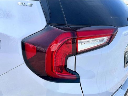 Used 2023 GMC Terrain SLE w/ Driver Convenience Package image 41