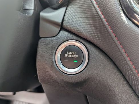 Used 2024 Chevrolet Equinox RS image 30