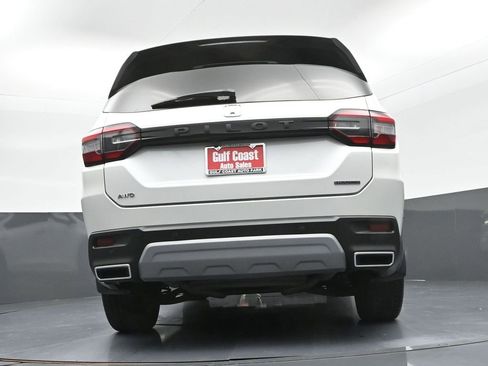 Used 2023 Honda Pilot Touring image 37