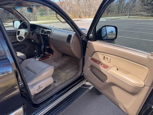 Used 2000 Toyota 4Runner Limited image 16