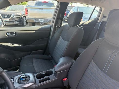 Used 2023 Nissan Leaf S FWD image 11