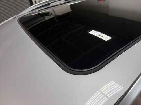Used 2022 Chevrolet Equinox Premier AWD/4WD image 10