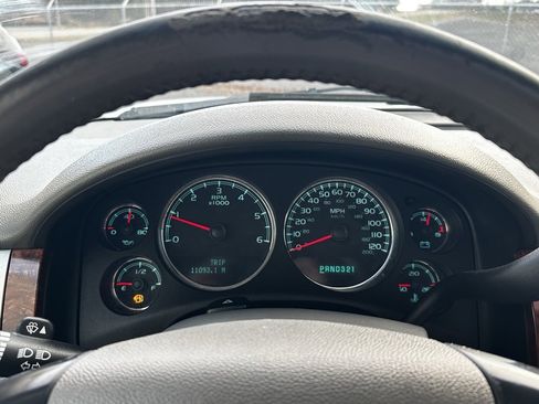 Used 2007 Chevrolet Tahoe LTZ w/ LTZ Preferred Equipment Group image 11