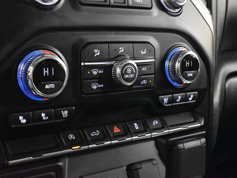 Used 2021 GMC Sierra 1500 SLT w/ SLT Convenience Package image 21