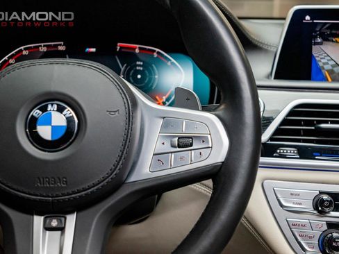 Used 2021 BMW 750i xDrive w/ Executive Package image 77
