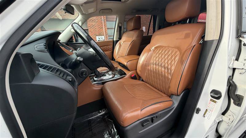 Used 2018 INFINITI QX80 4WD w/ Deluxe Technology Package image 28