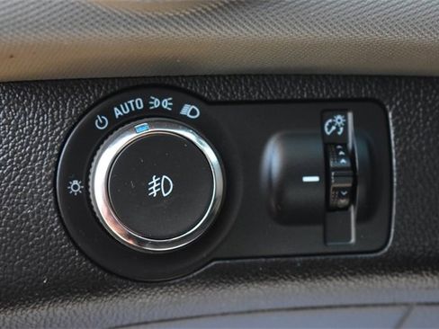 Certified 2014 Chevrolet Sonic LT w/ LT Promotional Package image 19