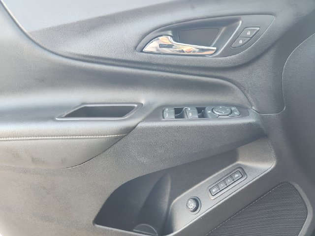 Used 2021 Chevrolet Equinox Premier FWD image 24