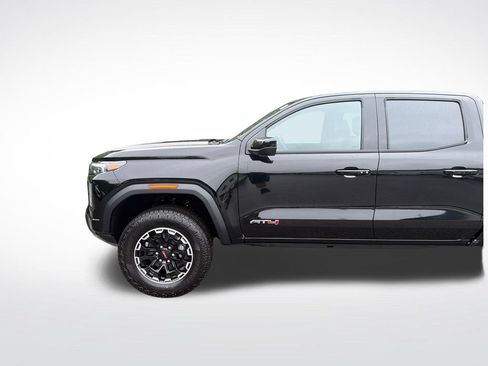 New 2026 GMC Canyon AT4 AWD/4WD image 23