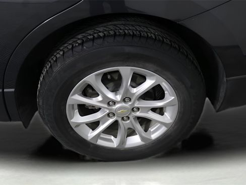 Used 2020 Chevrolet Equinox LT image 10