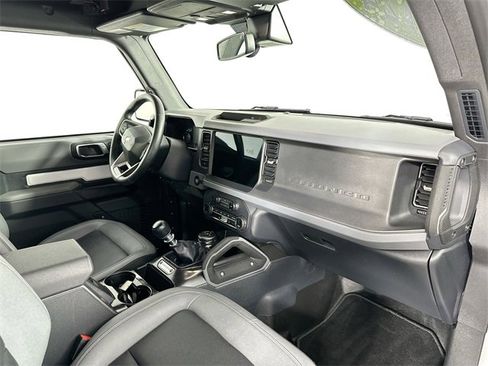 Used 2024 Ford Bronco Big Bend image 30