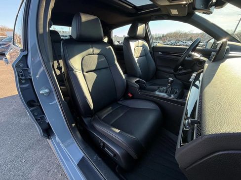 Used 2024 Honda Civic Sport Touring image 18